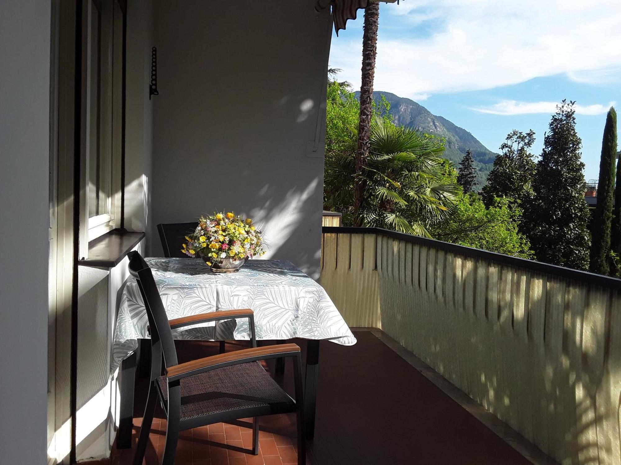 Villa Coris Ferienwohnung Magnolia Merano Esterno foto